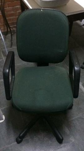 Cadeira de Diretor c/ Rodinha