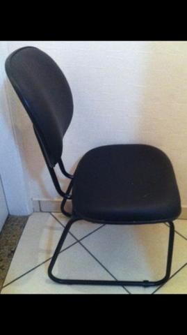 Cadeira de escritório simples