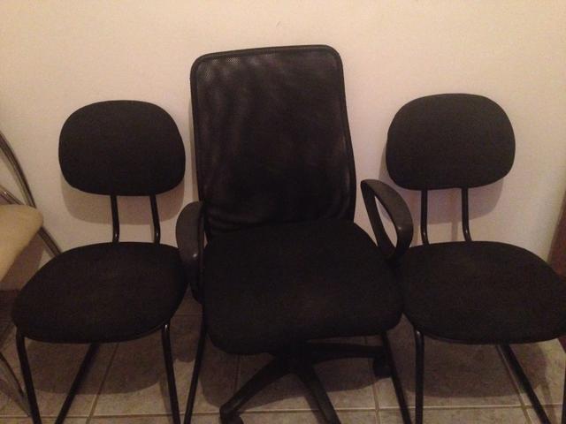 KIT 3 cadeiras 2mesas