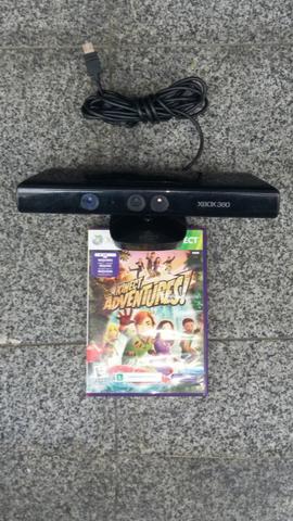 Kinect de Xbox360 com um jogo