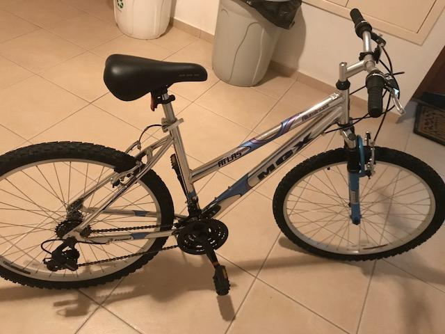 Bicicleta importada Mongoose feminina (nova)