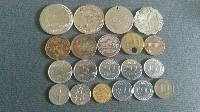 Lote de moedas diversas