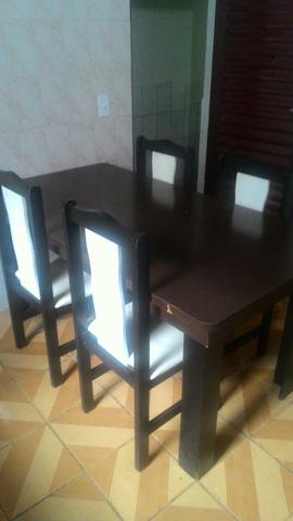 Mesa 6 cadeiras 