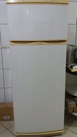 Refrigerador Duplex CCE 450 litros