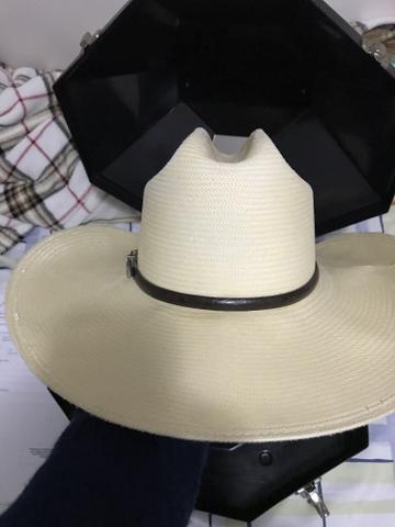 Chapéu de cowboy importado