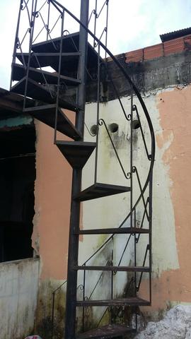 Escada caracol 500 reais