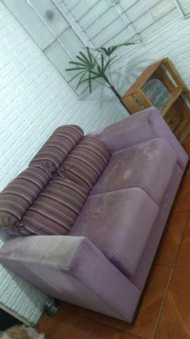 Sofá lilás com chesi e cabeceira retrátil
