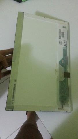 Tela Notebook Samsung Np270e4e-kd2br - B140xw01 V.8 14 Led