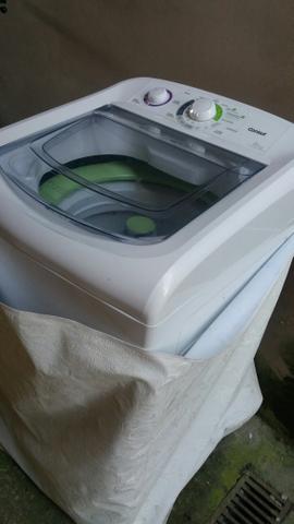 Vendo uma máquina de lavar roupa nova