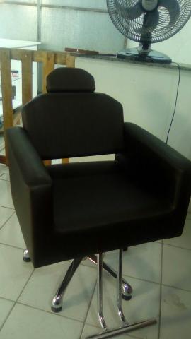 Cadeira poltrona para salão de cabeleireiro
