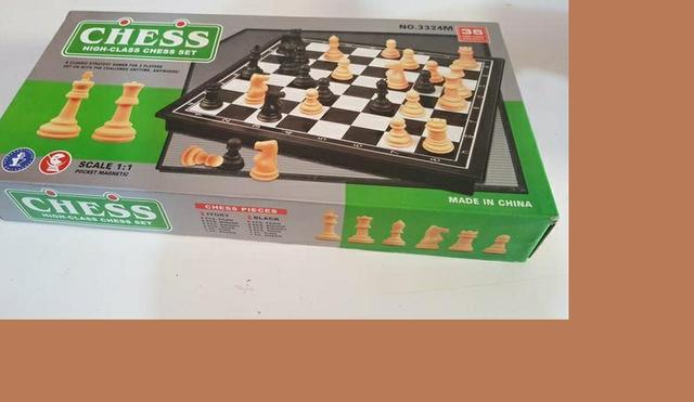 Jogos de xadrez magnético - Novo - Zerado - na caixa