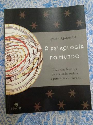Livro A astrologia no mundo