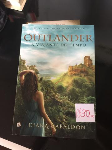 Livro - Outlander - A viajante do tempo