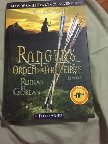 Livro Rangers A Ordem dos Arqueiros: Ruínas de Gorlan livro