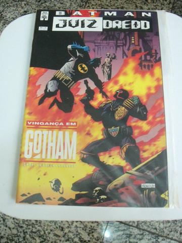 Batman e Juiz Dredd - Vingança em Gotham (Editora Abril -