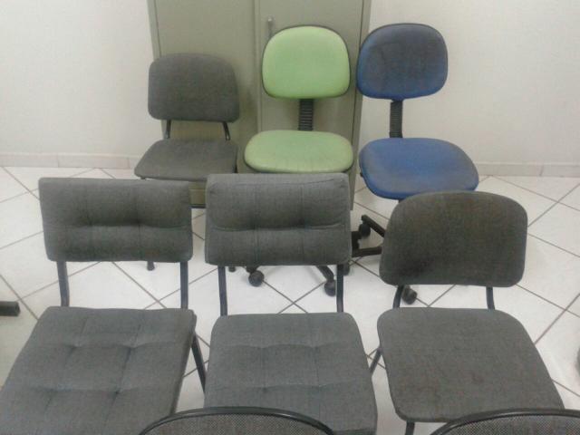 Cadeiras para escritório usadas