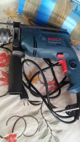 Furadeira e Parafusadeira Bosch GSB 550 RE