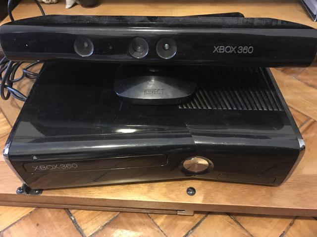 Xbox 360 C/ Kinect e Jogos