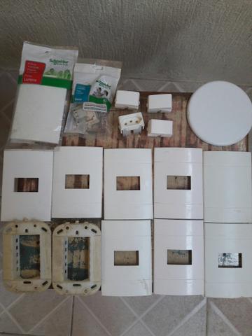 Kit de placas sem suporte, interruptores e tomadas linha