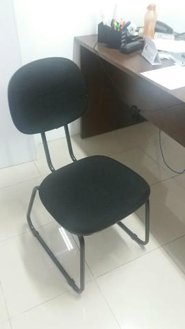 Cadeiras de escritório usadas
