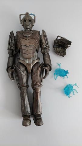 Corroded Cyberman - Doctor Who