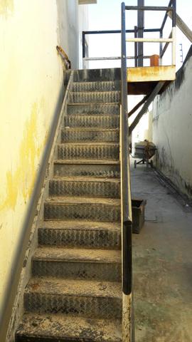 Escada de ferro