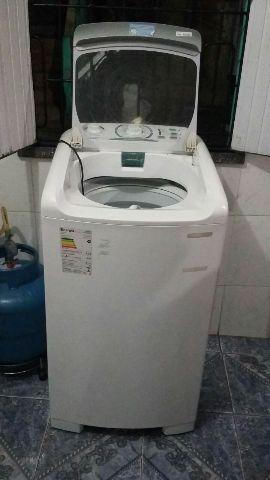 Maquina de lavar Electrolux com defeito