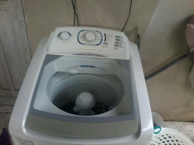 Maquina de lavar usada estragada!
