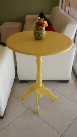 Mesa amarela