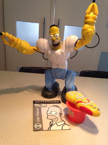 Boneco Robô Simpson