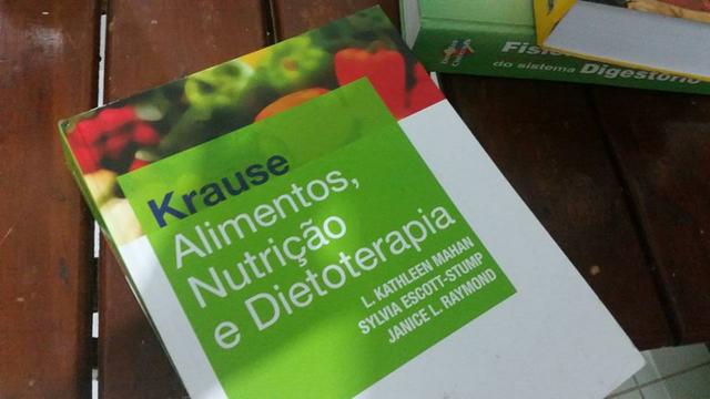 Livro de Nutrição Krause