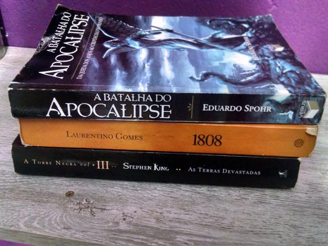 Livros: A batalha do apocalypse, Laurentino Gomes , A
