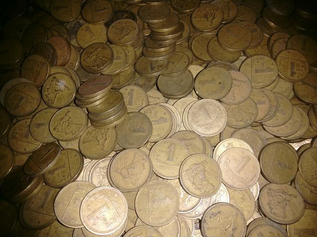 Lote com 100 moedas de 1 Cruzeiro em Bronze/Alumínio para