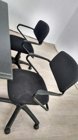 Cadeiras giratorias pretas para escritorio e Estudo!