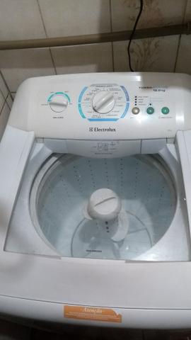 Maquina de lavar eletrolux 12kg turbo com detalhe