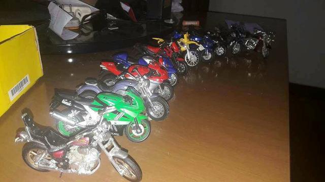Miniaturas de motos colecionáveis