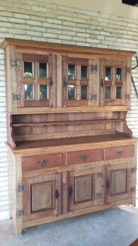 Móvel - armário madeira