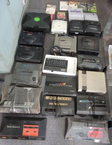 Video Game Antigos. Atari, Turbo Game, Nintendinho Le