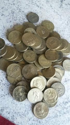 Vendo lote de 65 moedas de Bronze alumínio !