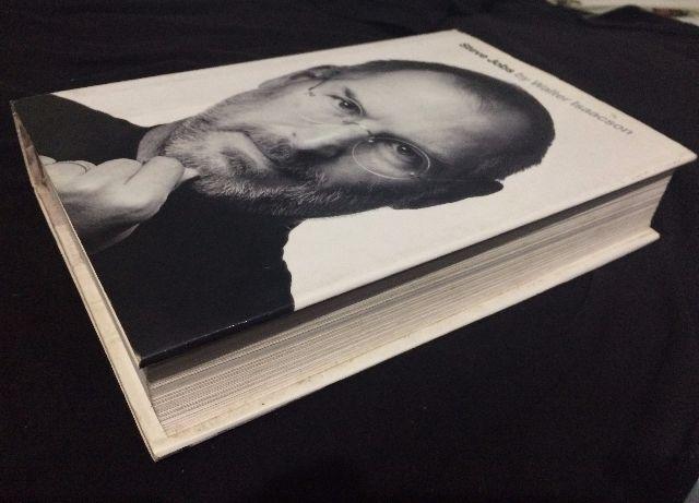 Steve Jobs by Walter Issacson - (Inglês)