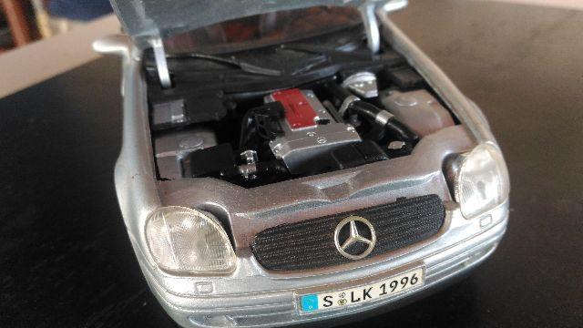 Miniatura Mercedes Benz Slk 