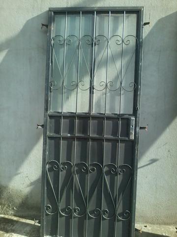 Portas e janelas de ferro 