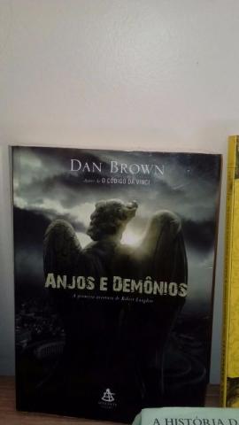 Anjos e Demônios - Dan Brown