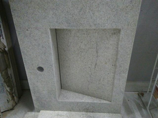 Pia esculpida de granito para banheiro nova