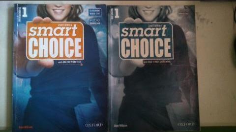 Livro de Inglês Smart Choice 1