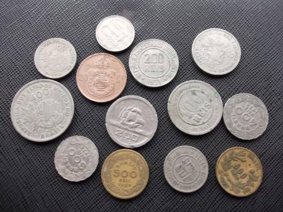 (1) lote de moedas de reis