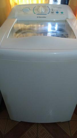 Máquina de lavar Electrolux 12 kilos turbo limpeza