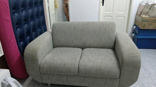 Sofa + 03 Pufes