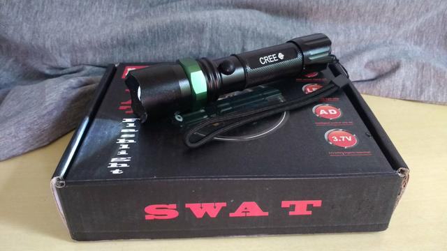 Lanterna Multifuncional SWAT