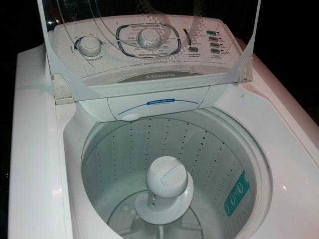 Máquina de lavar roupas Electrolux 12kg